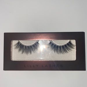 Lilly lashes limited edition